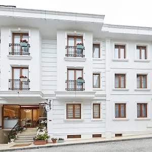 4* Hotel Albinas Old